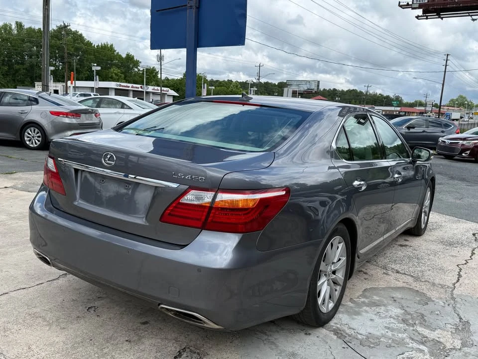 2012 Lexus LS 4th Gen - Image 18 of 19