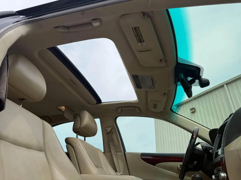 2012 Lexus LS 4th Gen - Image 17 of 20