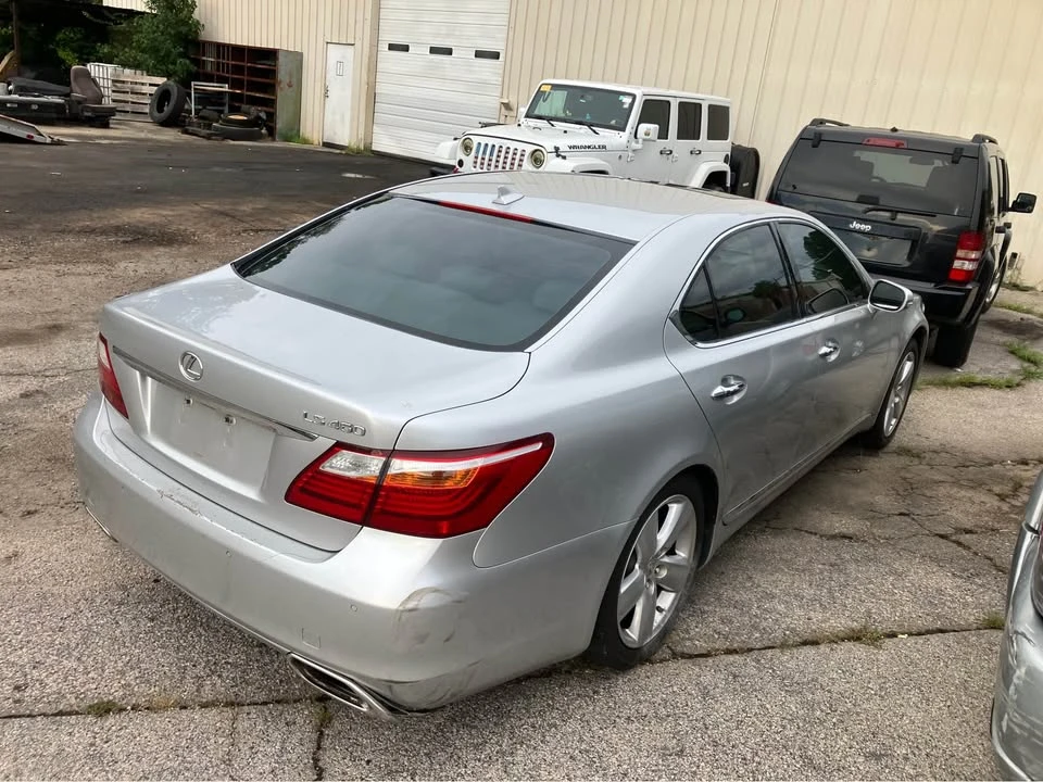 2012 Lexus LS 4th Gen - Image 2 of 20