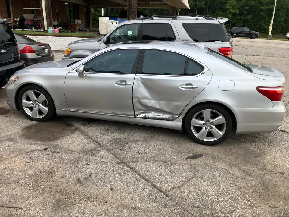 2012 Lexus LS 4th Gen - Image 7 of 20