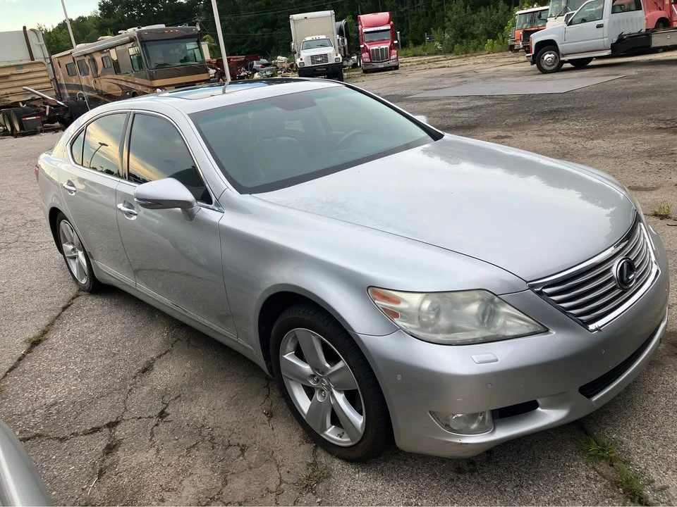 2012 Lexus LS 4th Gen - Image 3 of 20
