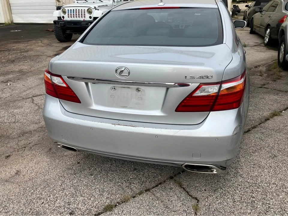 2012 Lexus LS 4th Gen - Image 4 of 20