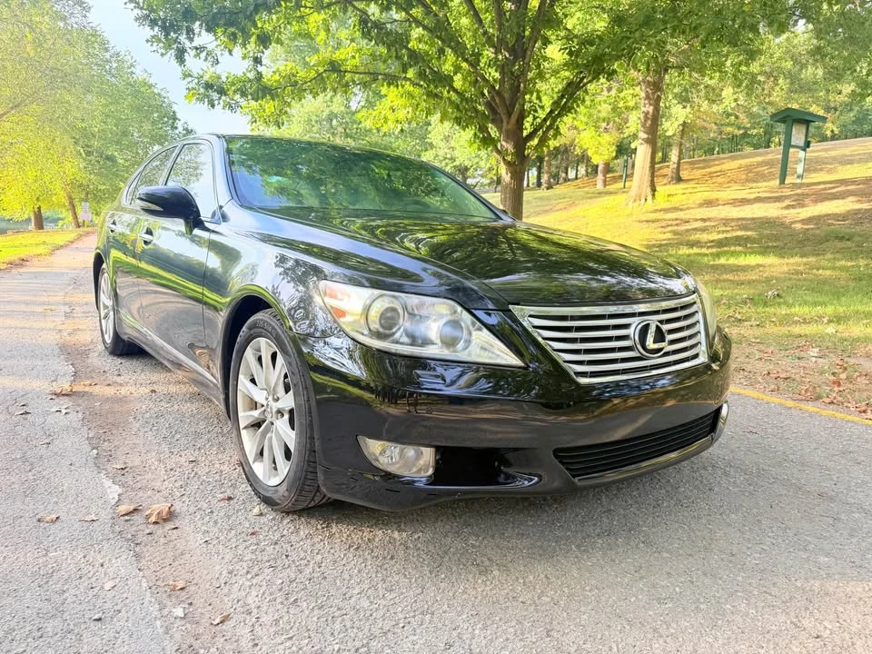 2012 Lexus LS 4th Gen - Image 2 of 20