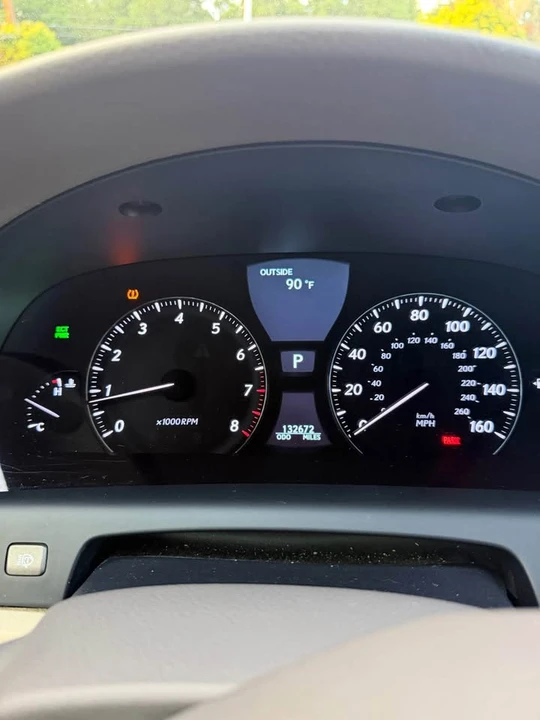 2012 Lexus LS 4th Gen - Image 19 of 20