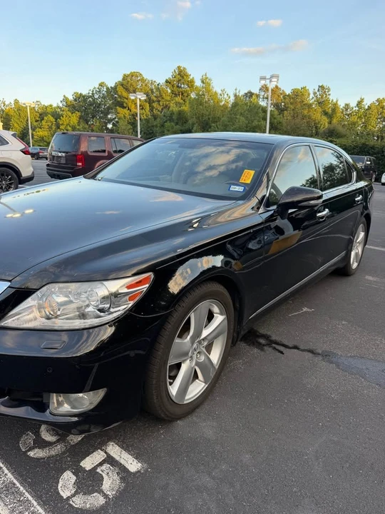2012 Lexus LS 4th Gen - Image 7 of 20