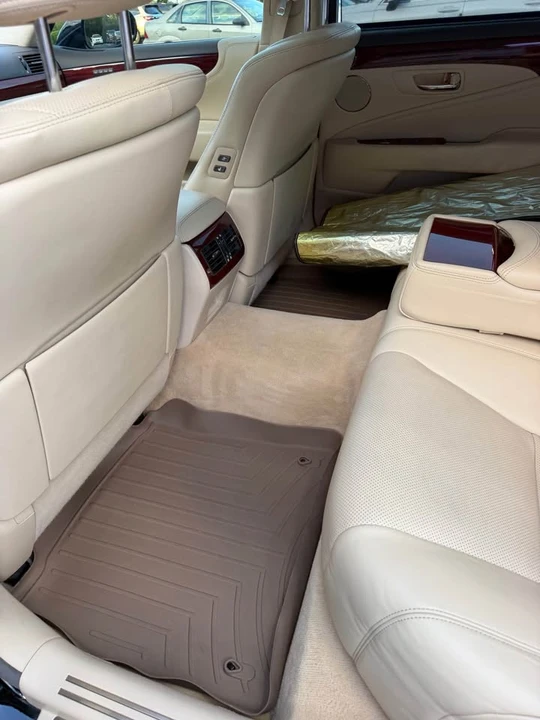 2012 Lexus LS 4th Gen - Image 10 of 20