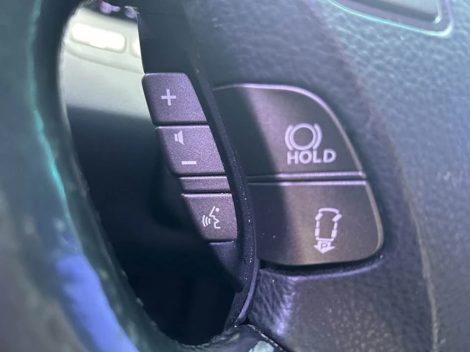 2012 Lexus LS 4th Gen - Image 17 of 19