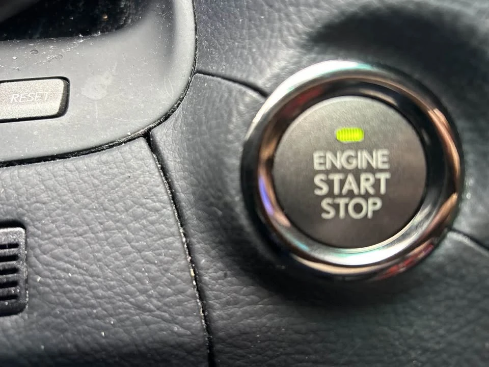 2012 Lexus LS 4th Gen - Image 13 of 19