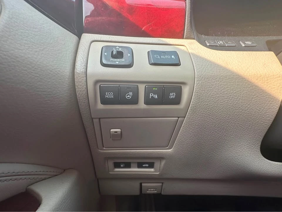 2012 Lexus LS 4th Gen - Image 11 of 11