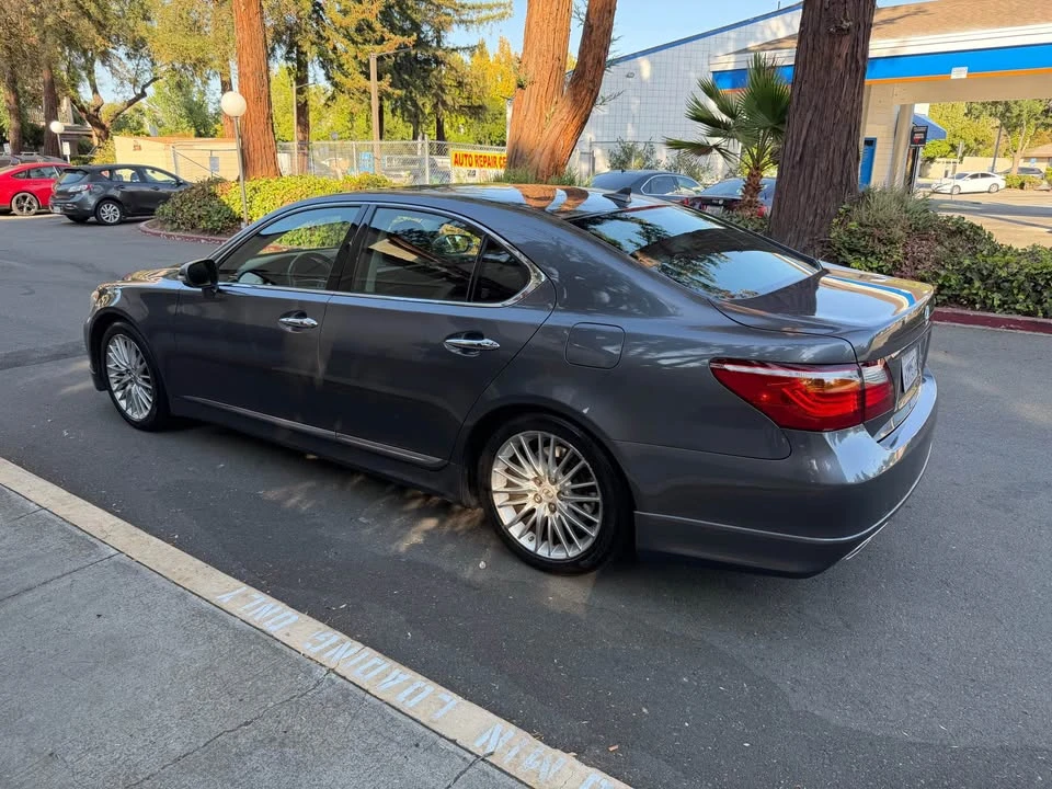 2012 Lexus LS 4th Gen - Image 2 of 15