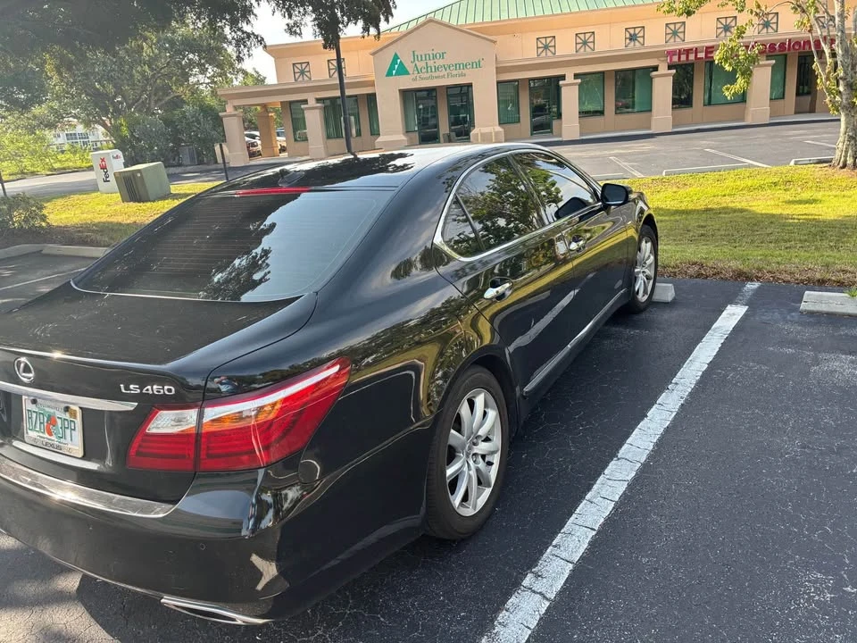 2012 Lexus LS 4th Gen - Image 2 of 4