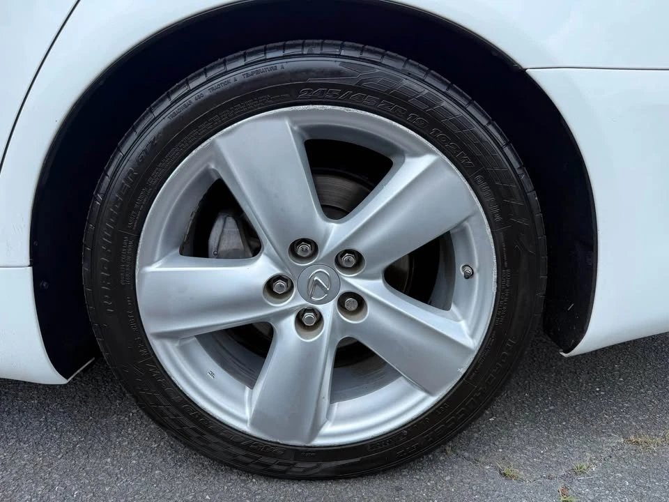 2012 Lexus LS 4th Gen - Image 9 of 20