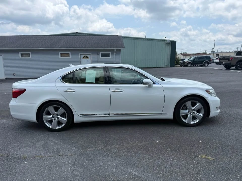 2012 Lexus LS 4th Gen - Image 4 of 20
