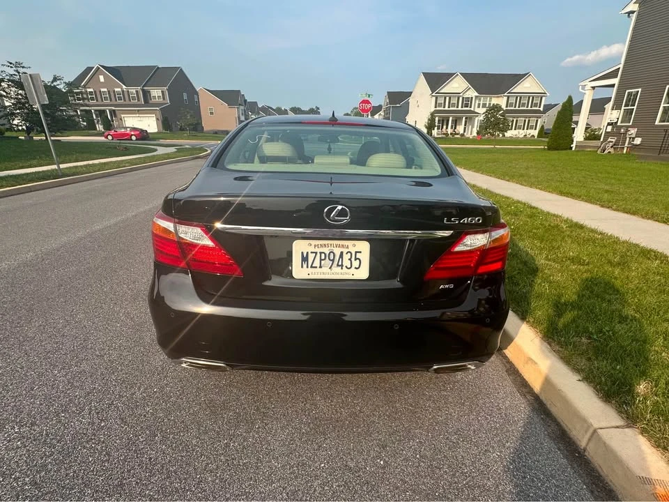 2012 Lexus LS 4th Gen - Image 4 of 11