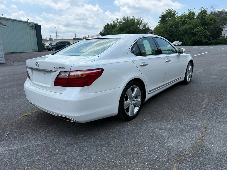 2012 Lexus LS 4th Gen - Image 5 of 20
