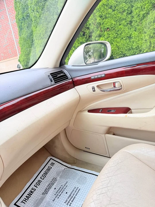 2012 Lexus LS 4th Gen - Image 13 of 19