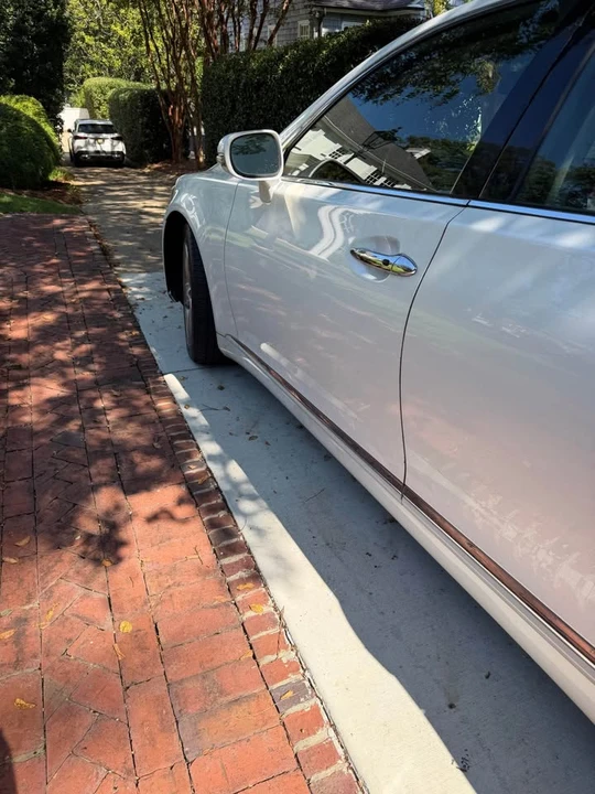 2012 Lexus LS 4th Gen - Image 8 of 12