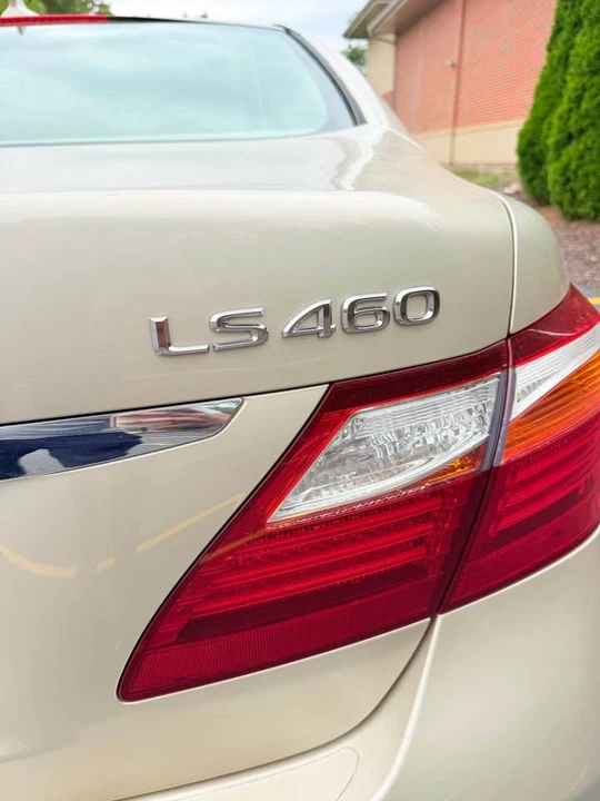 2012 Lexus LS 4th Gen - Image 6 of 19