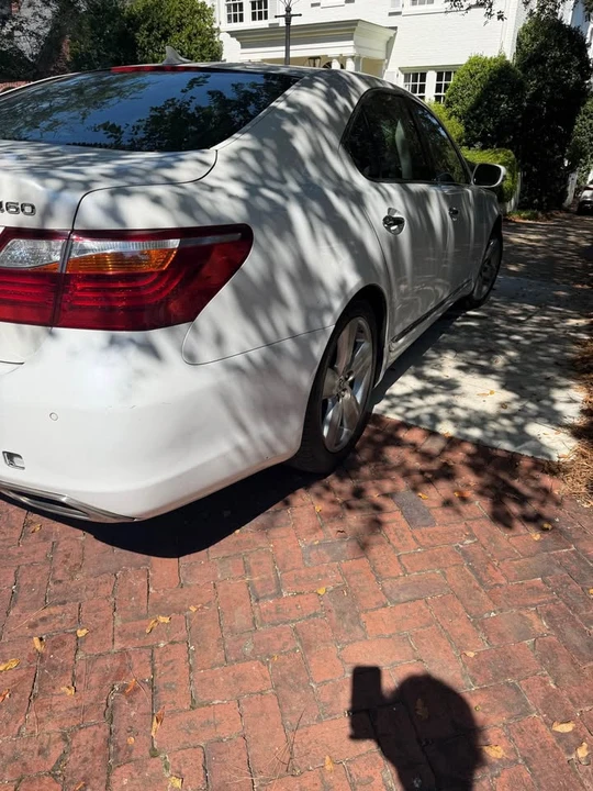 2012 Lexus LS 4th Gen - Image 6 of 12