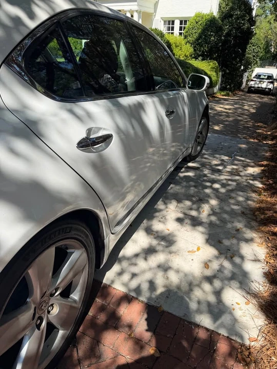 2012 Lexus LS 4th Gen - Image 5 of 12