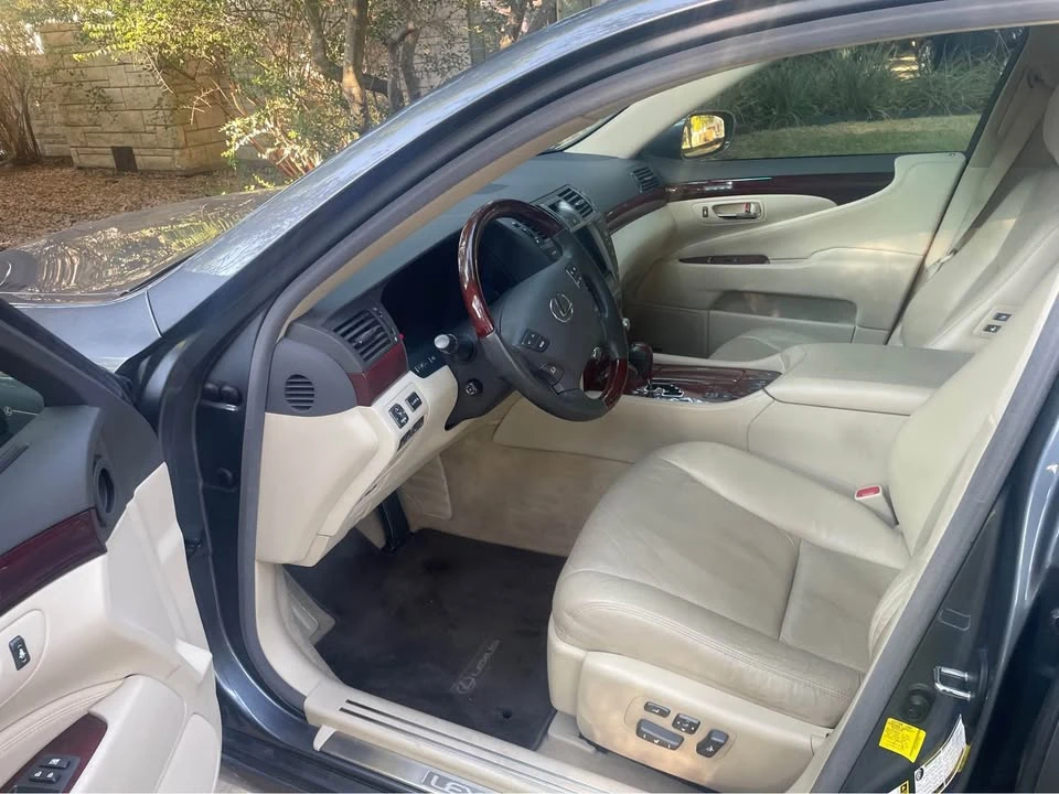 2012 Lexus LS 4th Gen - Image 3 of 8