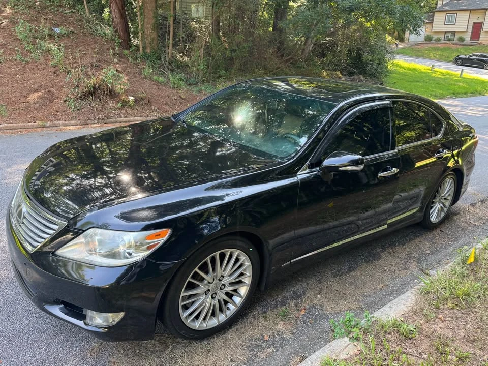 2012 Lexus LS 4th Gen - Image 2 of 17