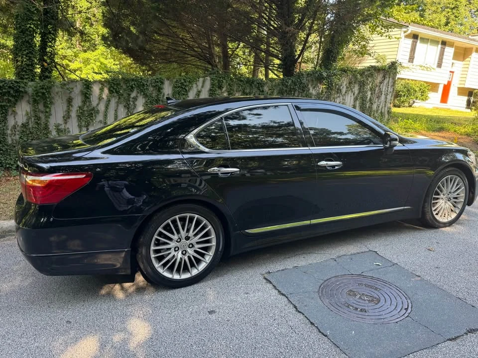 2012 Lexus LS 4th Gen - Image 6 of 17