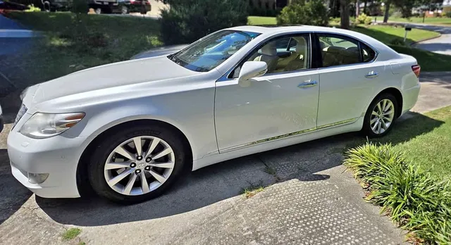 2012 Lexus LS 460 Sedan 4D