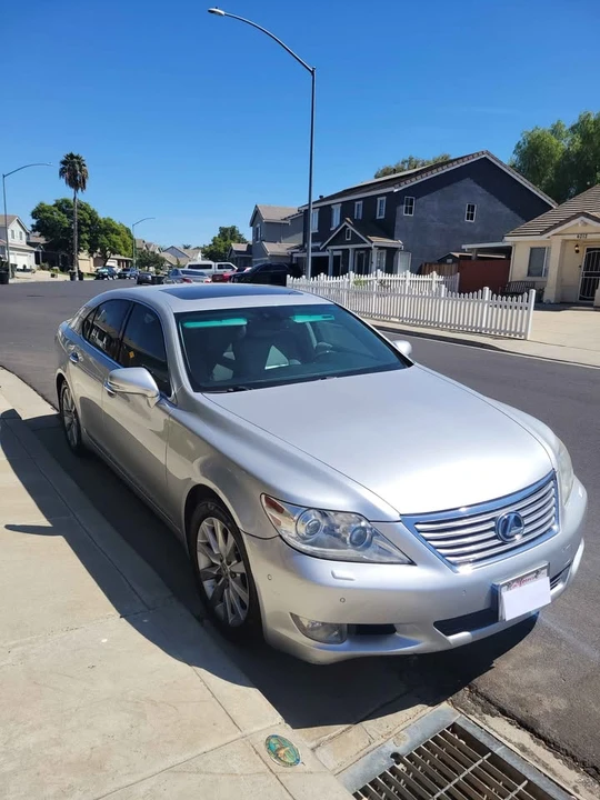 2012 Lexus LS 4th Gen - Image 3 of 9