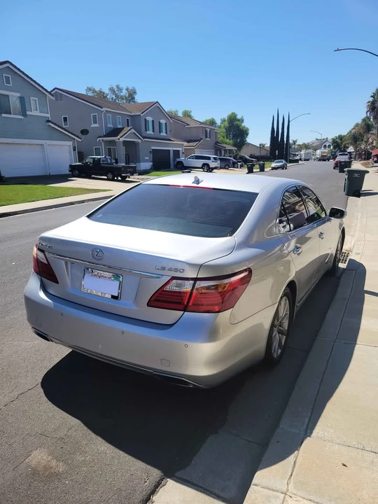 2012 Lexus LS 4th Gen - Image 2 of 9