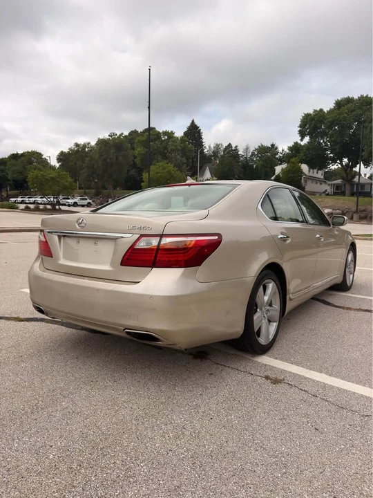 2012 Lexus LS 4th Gen - Image 4 of 13