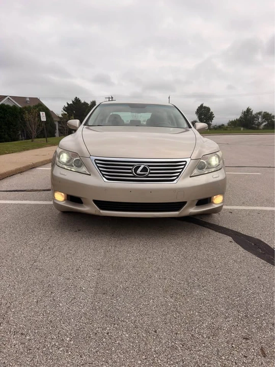 2012 Lexus LS 4th Gen - Image 2 of 13