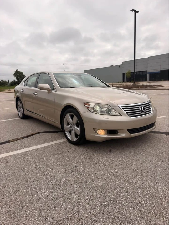 2012 Lexus LS 4th Gen - Image 3 of 13