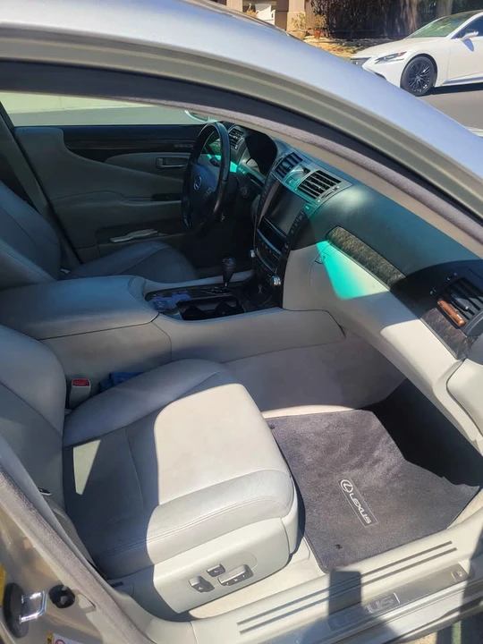 2012 Lexus LS 4th Gen - Image 6 of 9