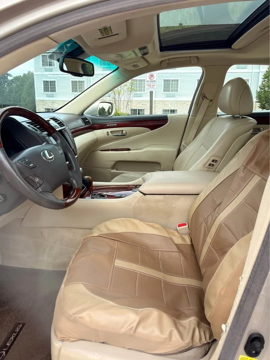 2012 Lexus LS 4th Gen - Image 7 of 13