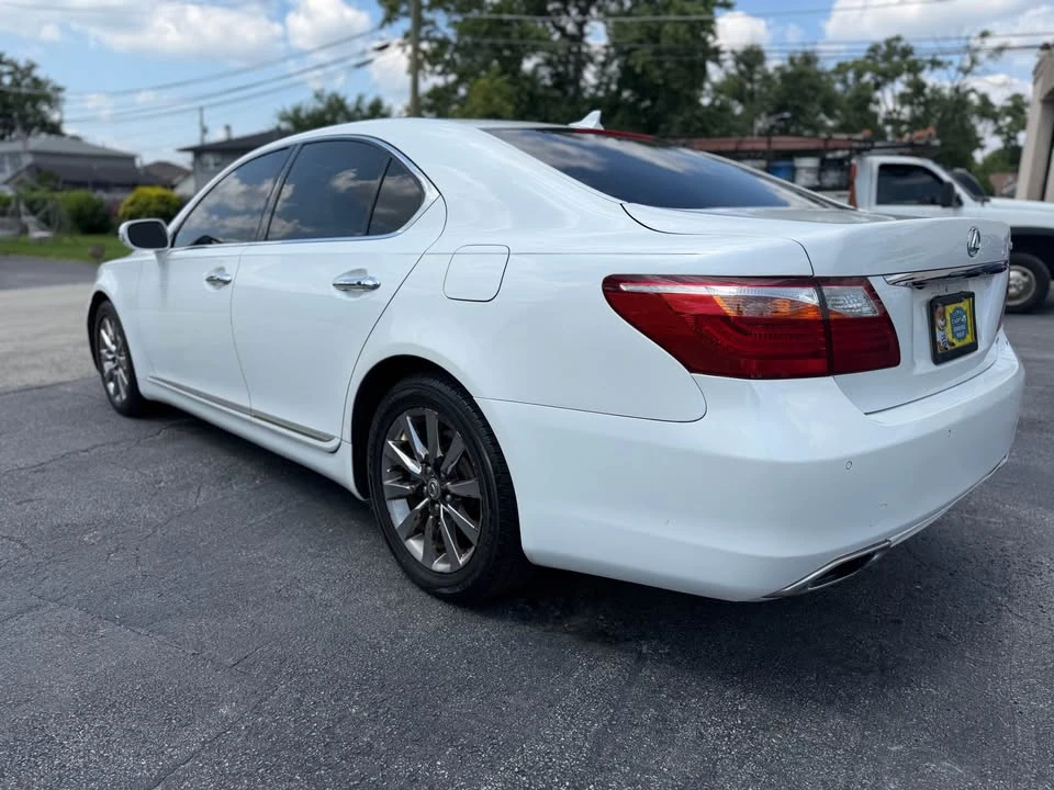 2012 Lexus LS 4th Gen - Image 5 of 20