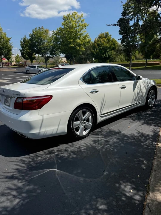 2012 Lexus LS 4th Gen - Image 2 of 9