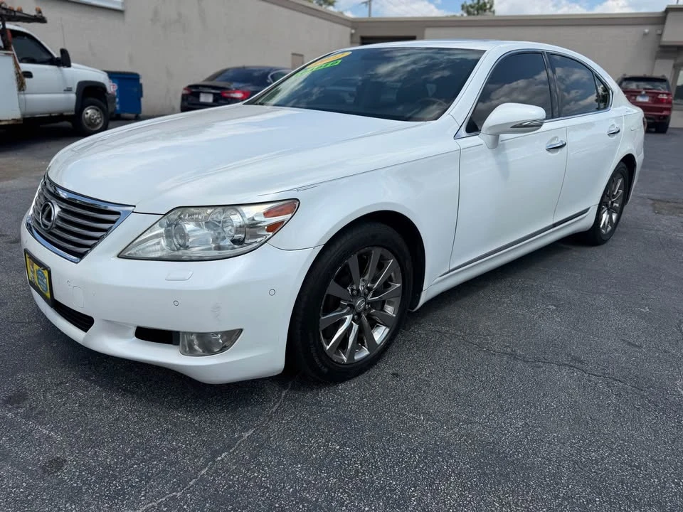 2012 Lexus LS 4th Gen - Image 7 of 20