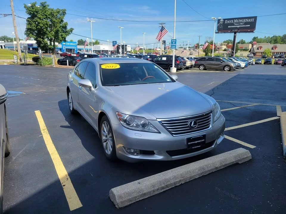 2012 Lexus LS 4th Gen - Image 12 of 13