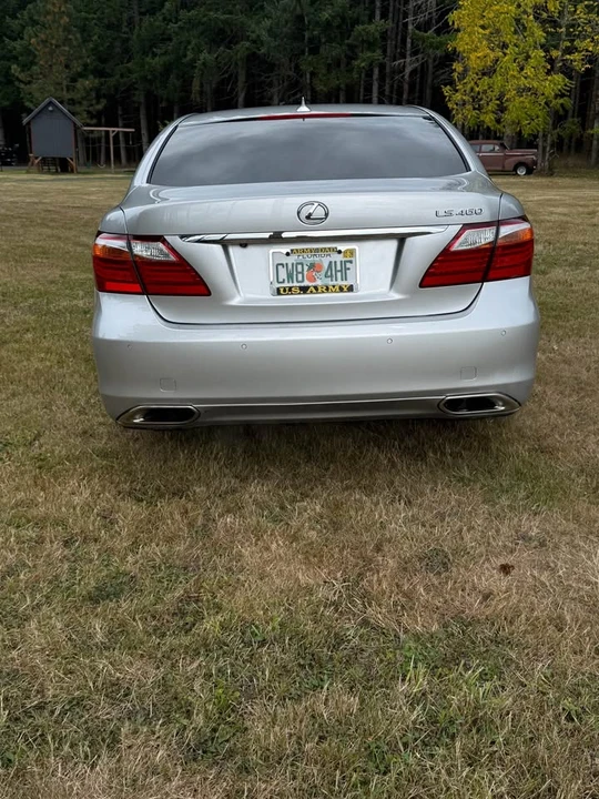 2012 Lexus LS 4th Gen - Image 4 of 15