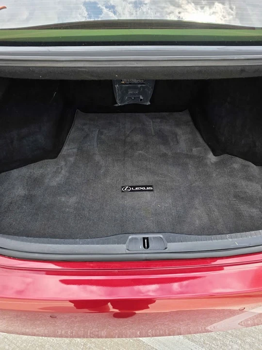 2012 Lexus LS 4th Gen - Image 9 of 12