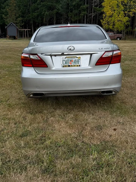 2012 Lexus LS 4th Gen - Image 6 of 11