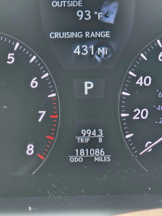 2012 Lexus LS 4th Gen - Image 3 of 10