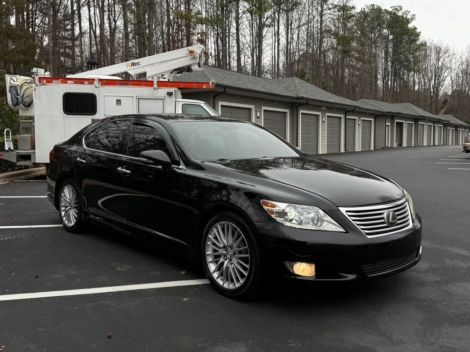 2012 Lexus LS 4th Gen - Image 6 of 17