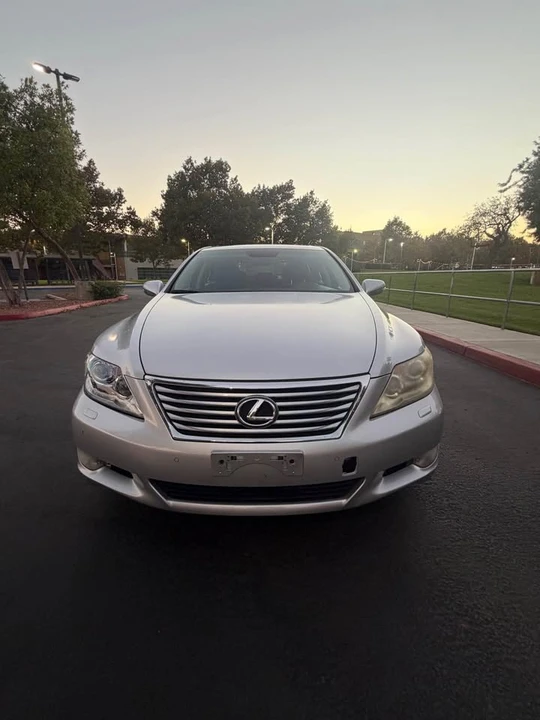 2012 Lexus LS 4th Gen - Image 2 of 8
