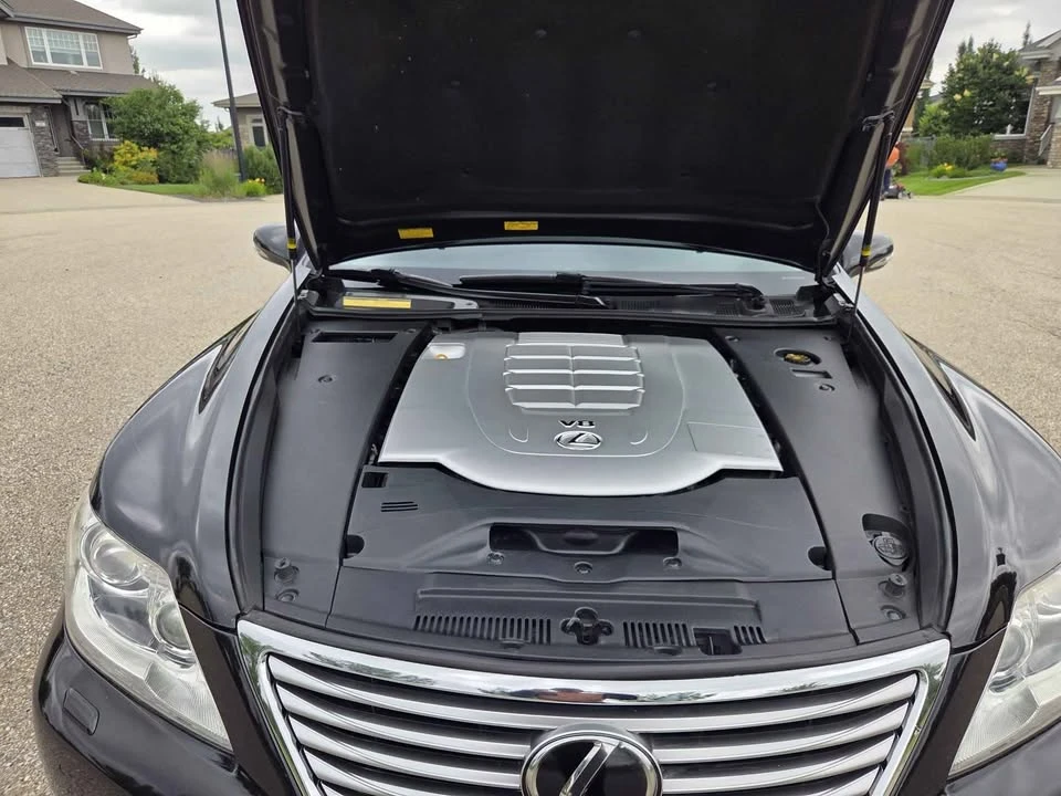2012 Lexus LS 4th Gen - Image 11 of 15