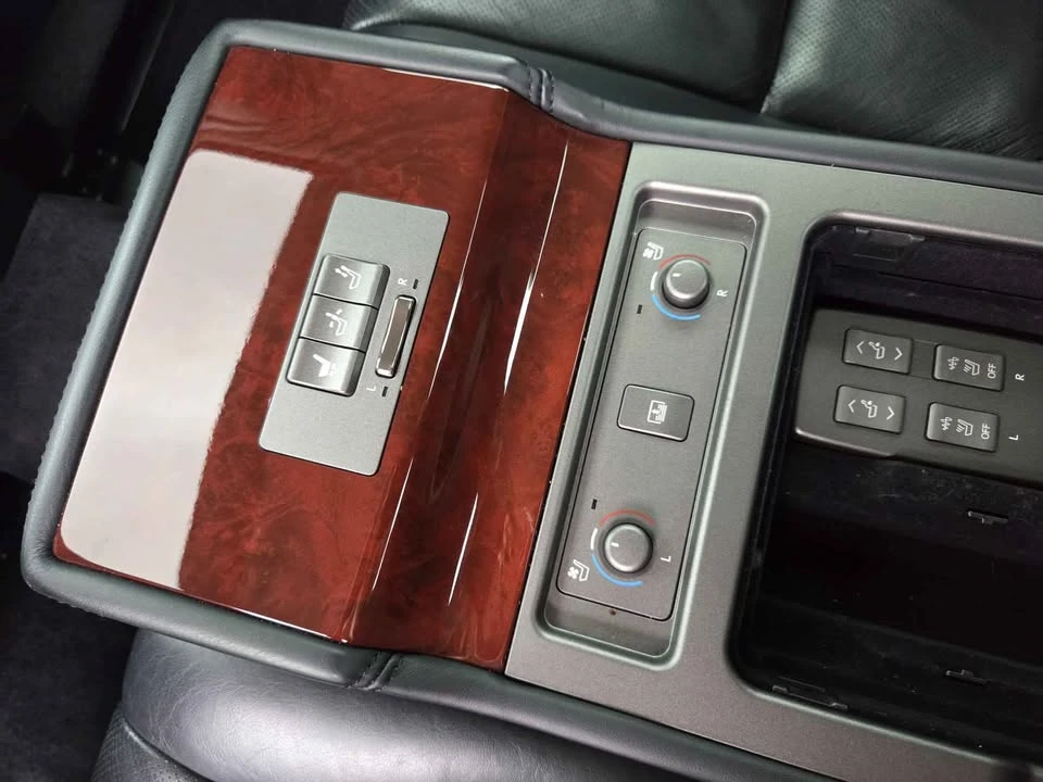 2012 Lexus LS 4th Gen - Image 8 of 15