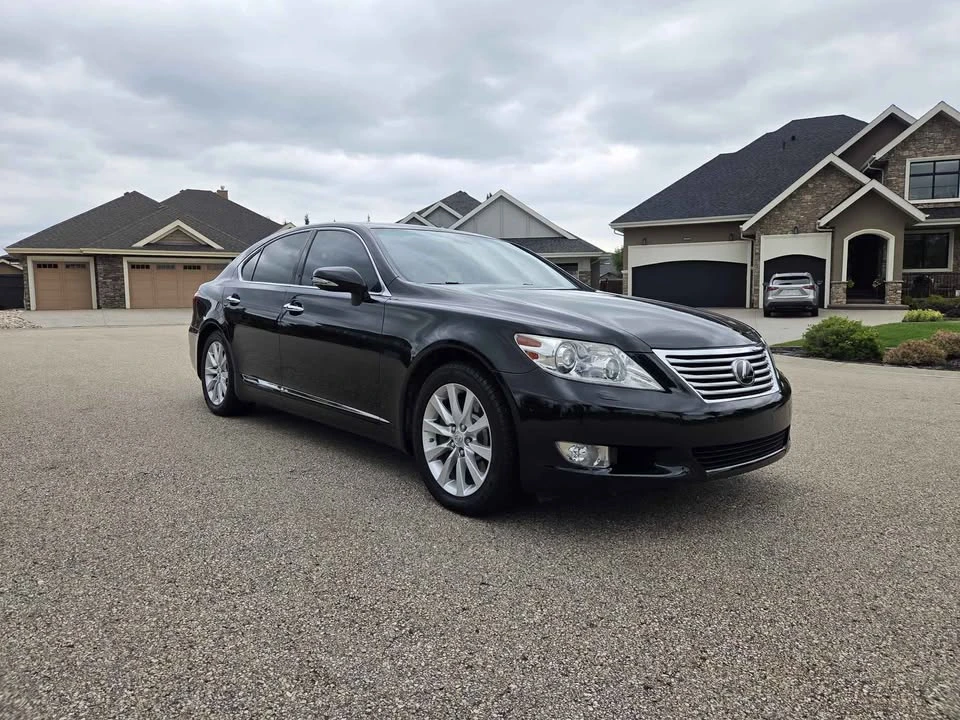 2012 Lexus LS 4th Gen - Image 13 of 15