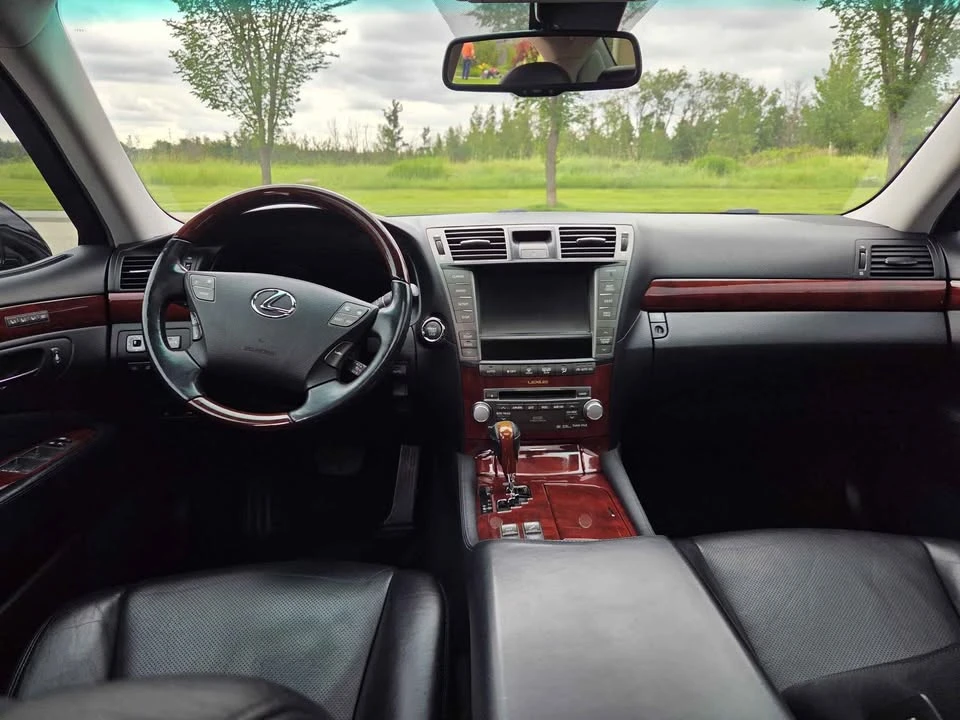 2012 Lexus LS 4th Gen - Image 6 of 15