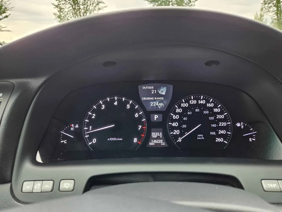 2012 Lexus LS 4th Gen - Image 12 of 15